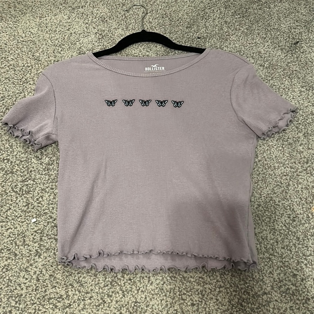 Hollister embroidered baby tee.